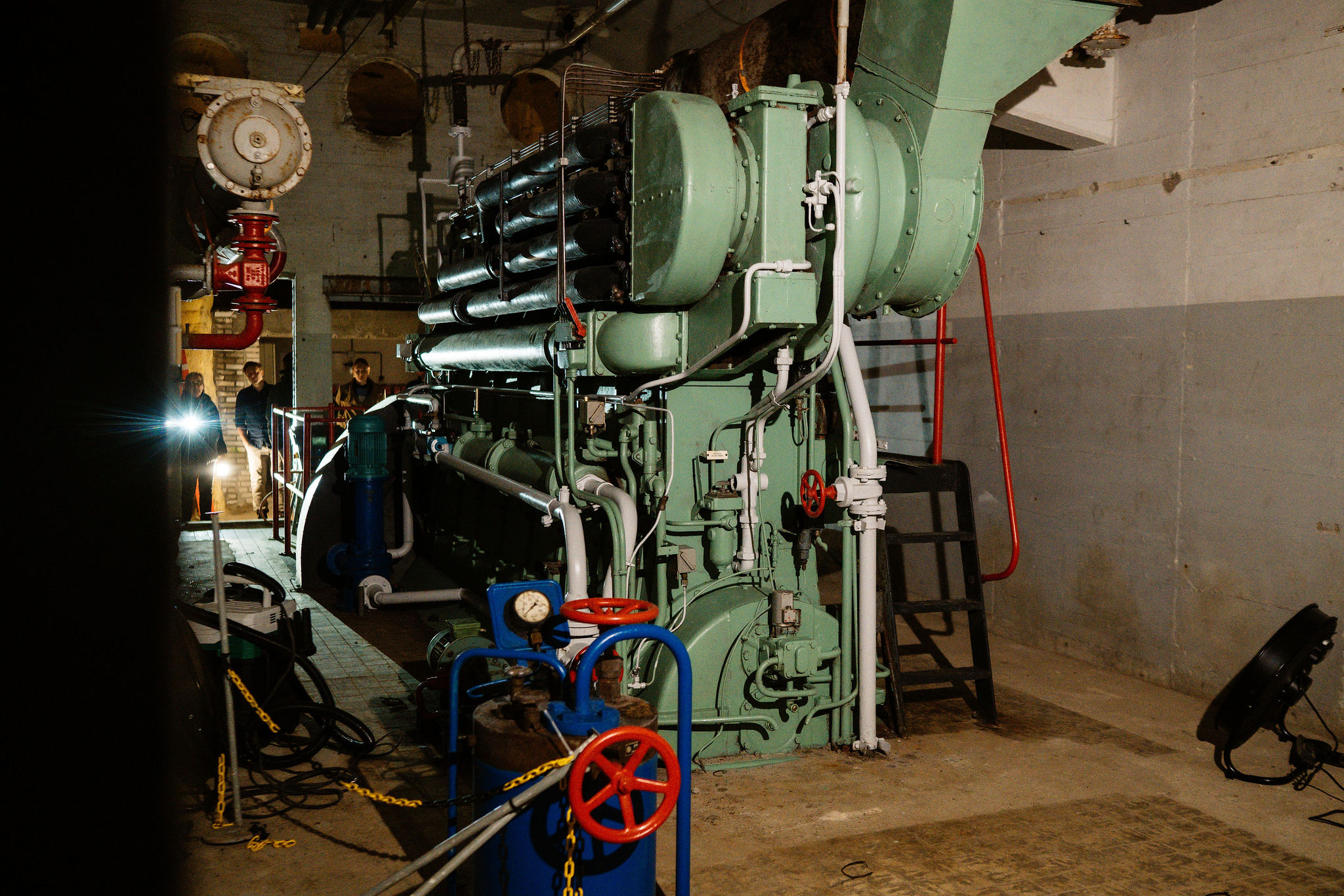 Diesel generator